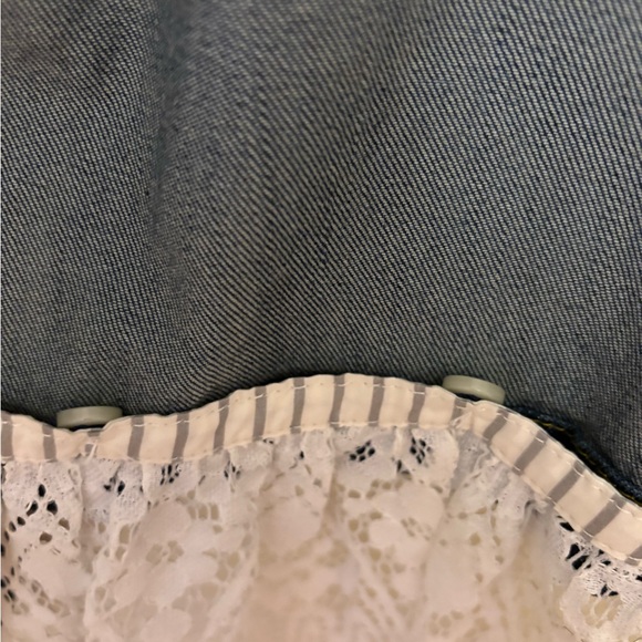 CAbi Cropped Denim Jacket Lace Hem Medium Button Front - Picture 7 of 8